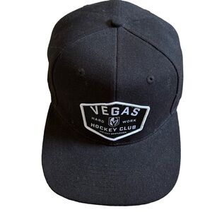VIOLENT GENTLEMEN / VEGAS GOLDEN KNIGHTS BLACK FLAT RIM SNAPBACK HAT WITH LOGO